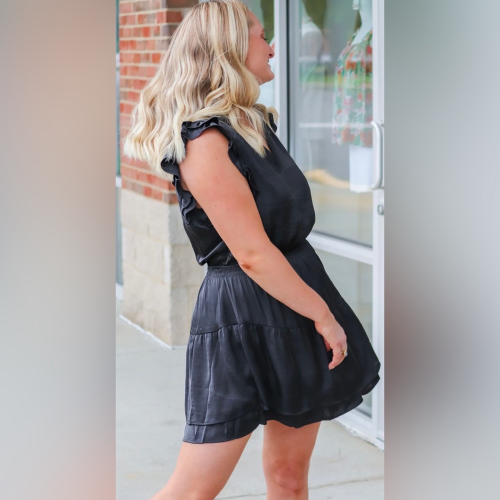 Steve Madden Women’s Flowy Dress - Picture 5 of 5
